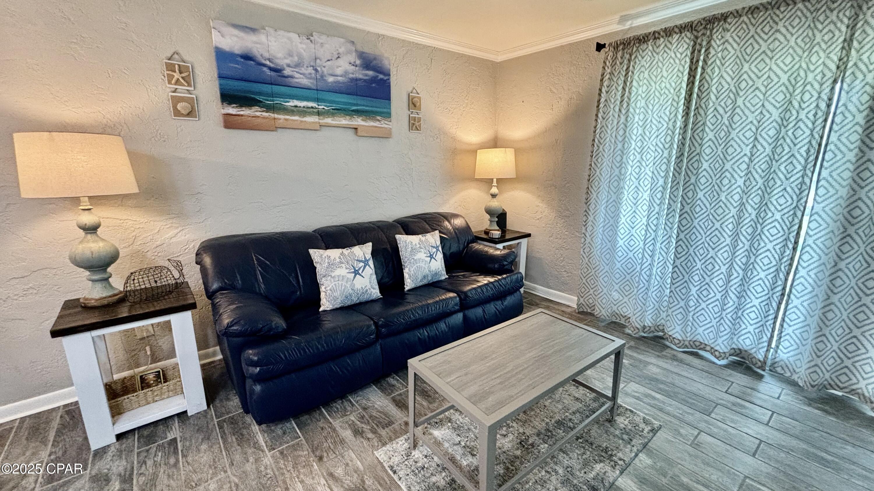 Image 15 For 8727 Thomas Drive D5