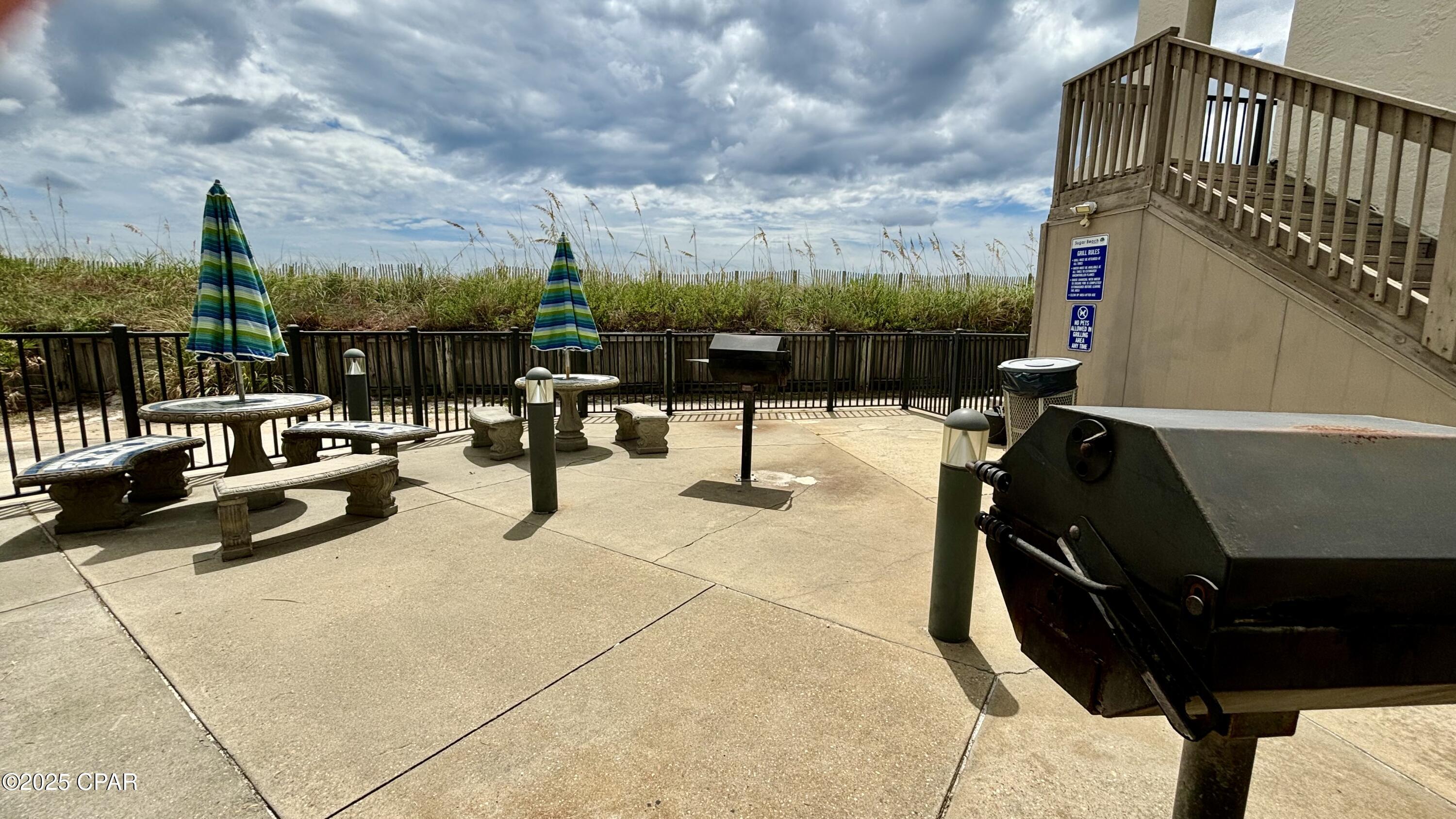 Image 40 For 8727 Thomas Drive D5