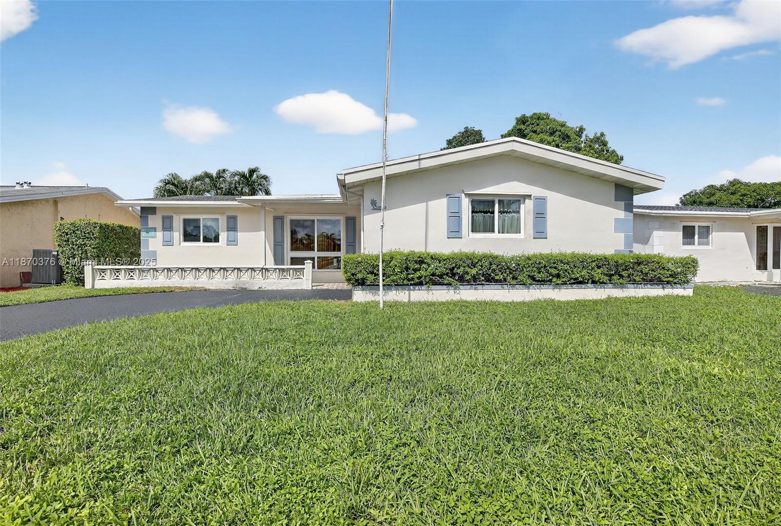 Sunrise Golf Village Sec