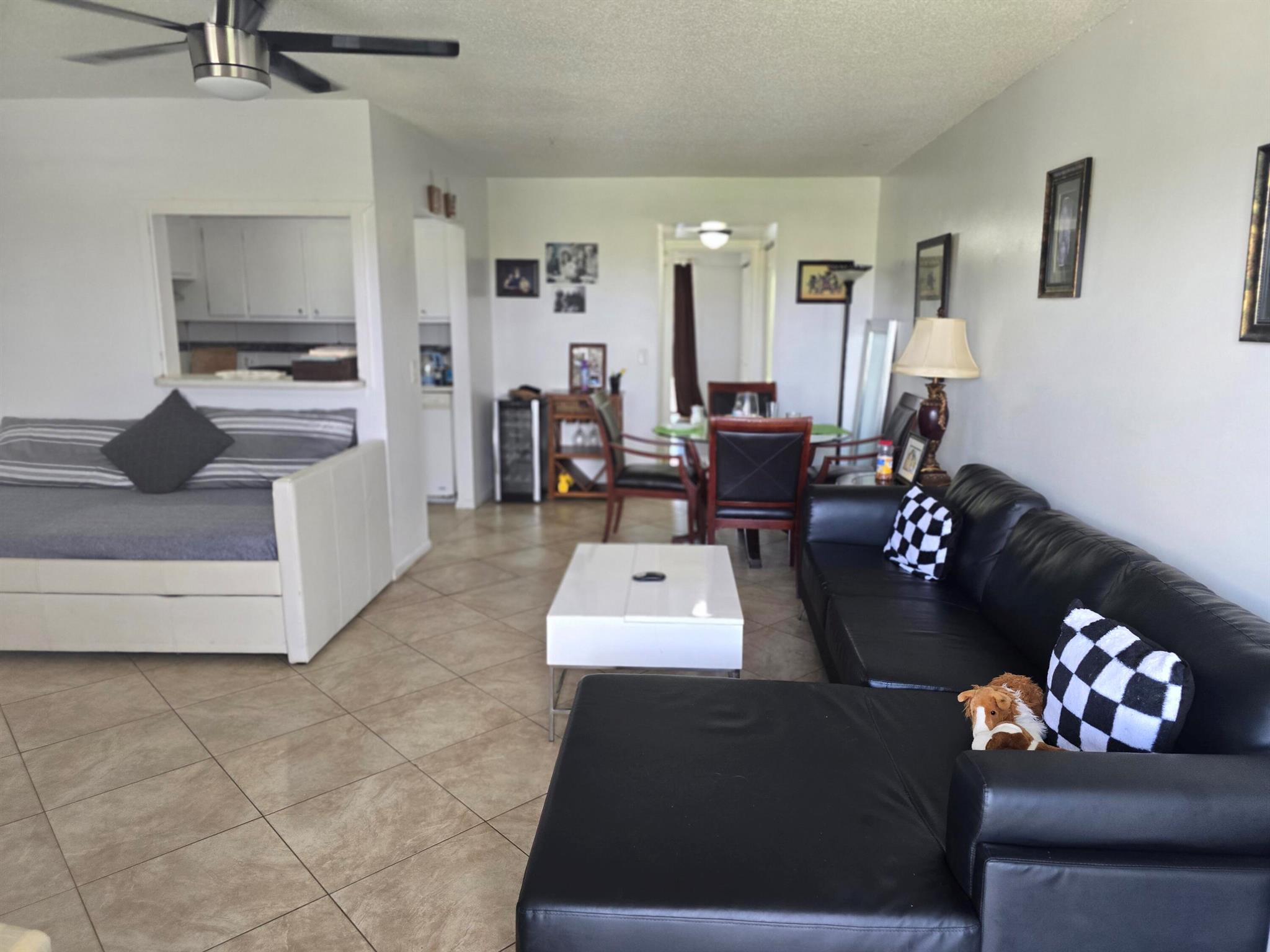 Homes for sale in Boca Raton, FL | 41 Brighton #A, Boca Raton, FL 33434 | MLS# R11123013