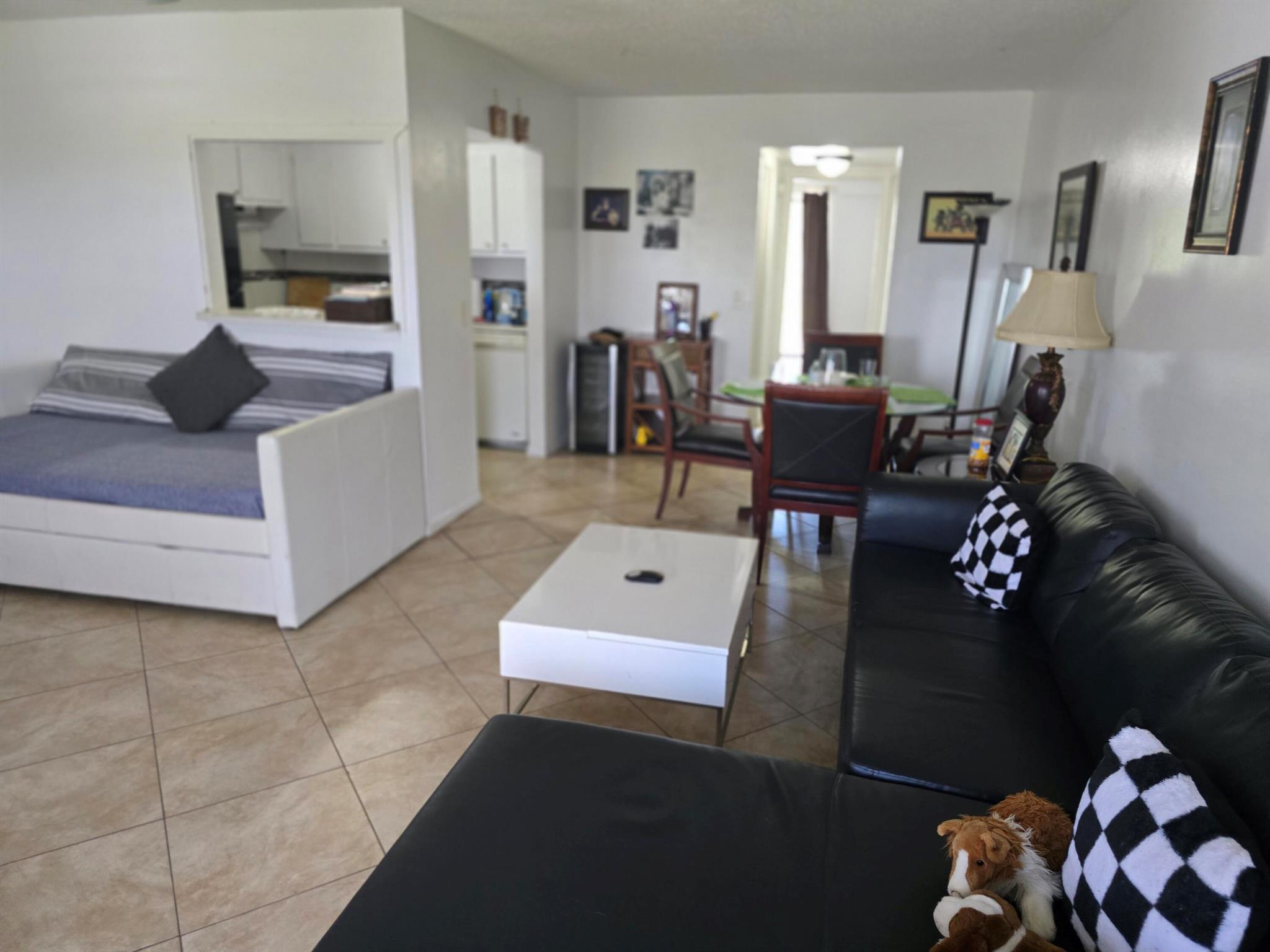 Homes for sale in Boca Raton, FL | 41 Brighton #A, Boca Raton, FL 33434 | MLS# R11123013