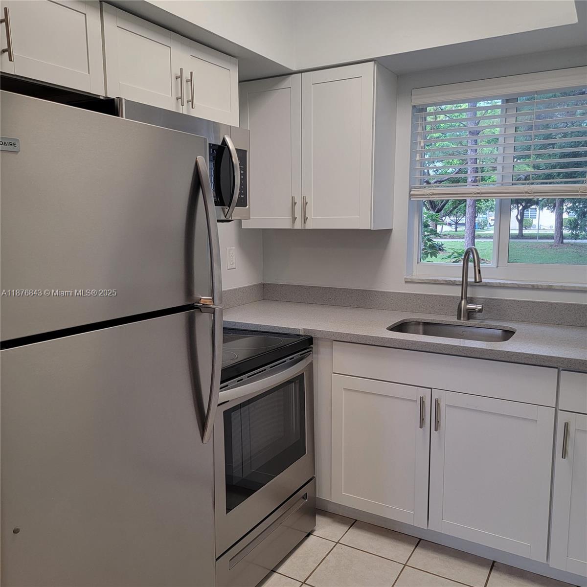 Middle River Estates