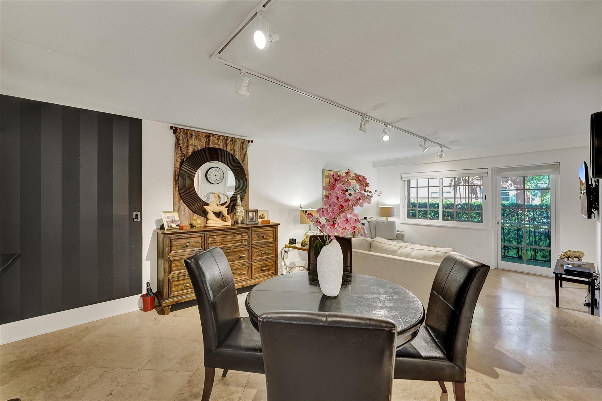 Homes for sale in Wilton Manors, FL | 200 Ne 19th Ct #107M, Wilton Manors, FL 33305 | MLS# F10526083