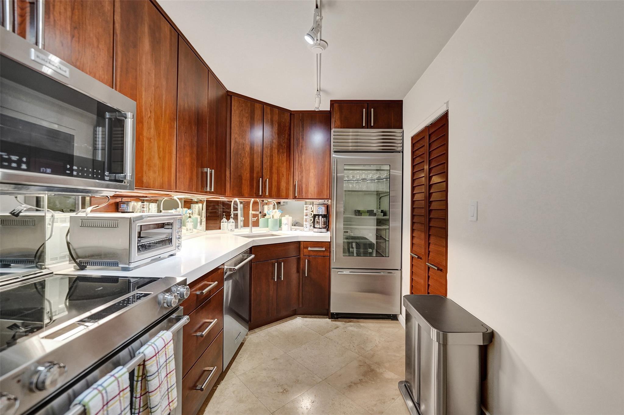 Homes for sale in Wilton Manors, FL | 200 Ne 19Th Ct #107M, Wilton Manors, FL 33305 | MLS# F10526083