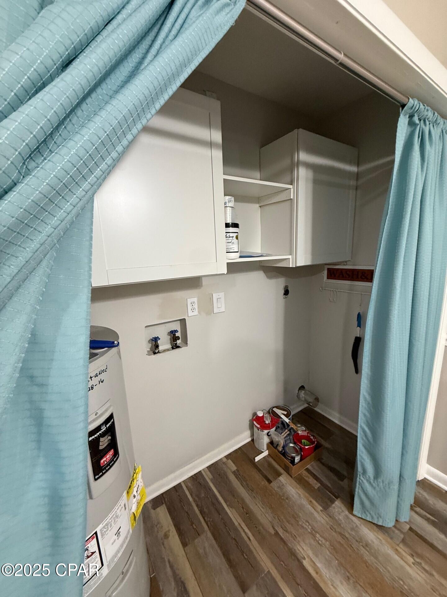 Image 13 For 10804 Hale Avenue C