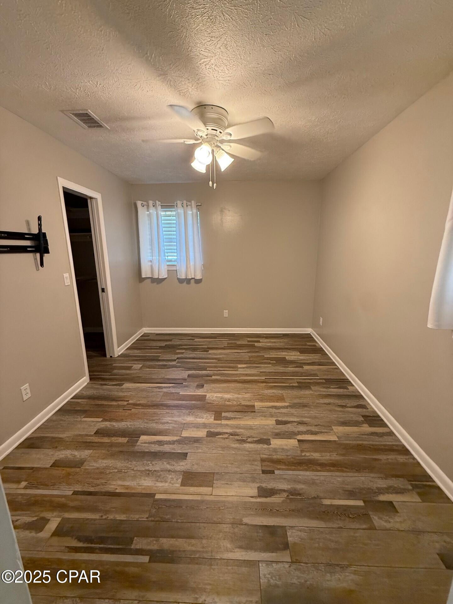 Image 8 For 10804 Hale Avenue C