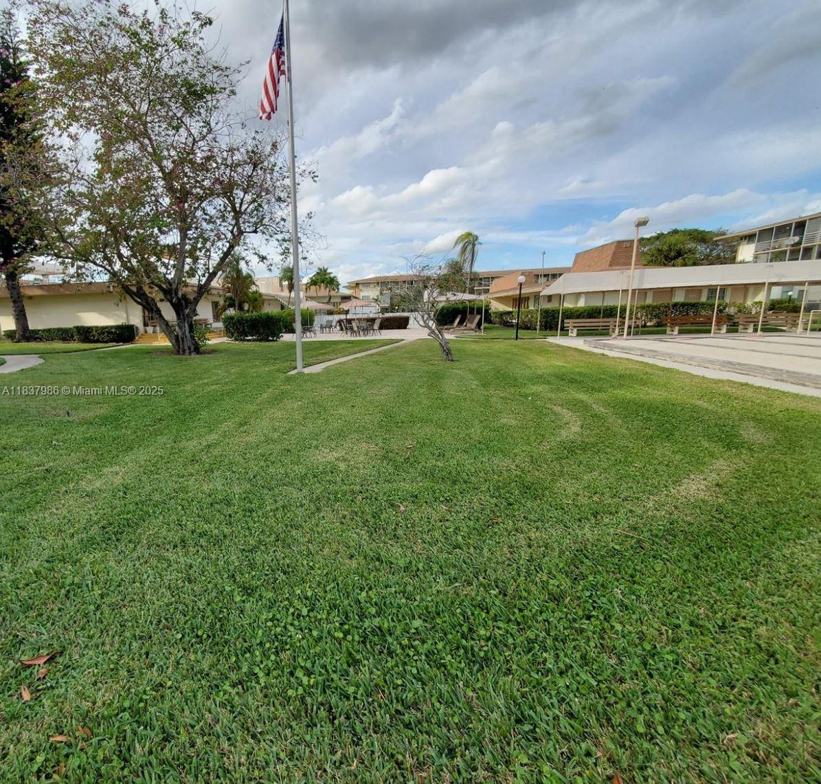 17050 NE 14th Ave 208