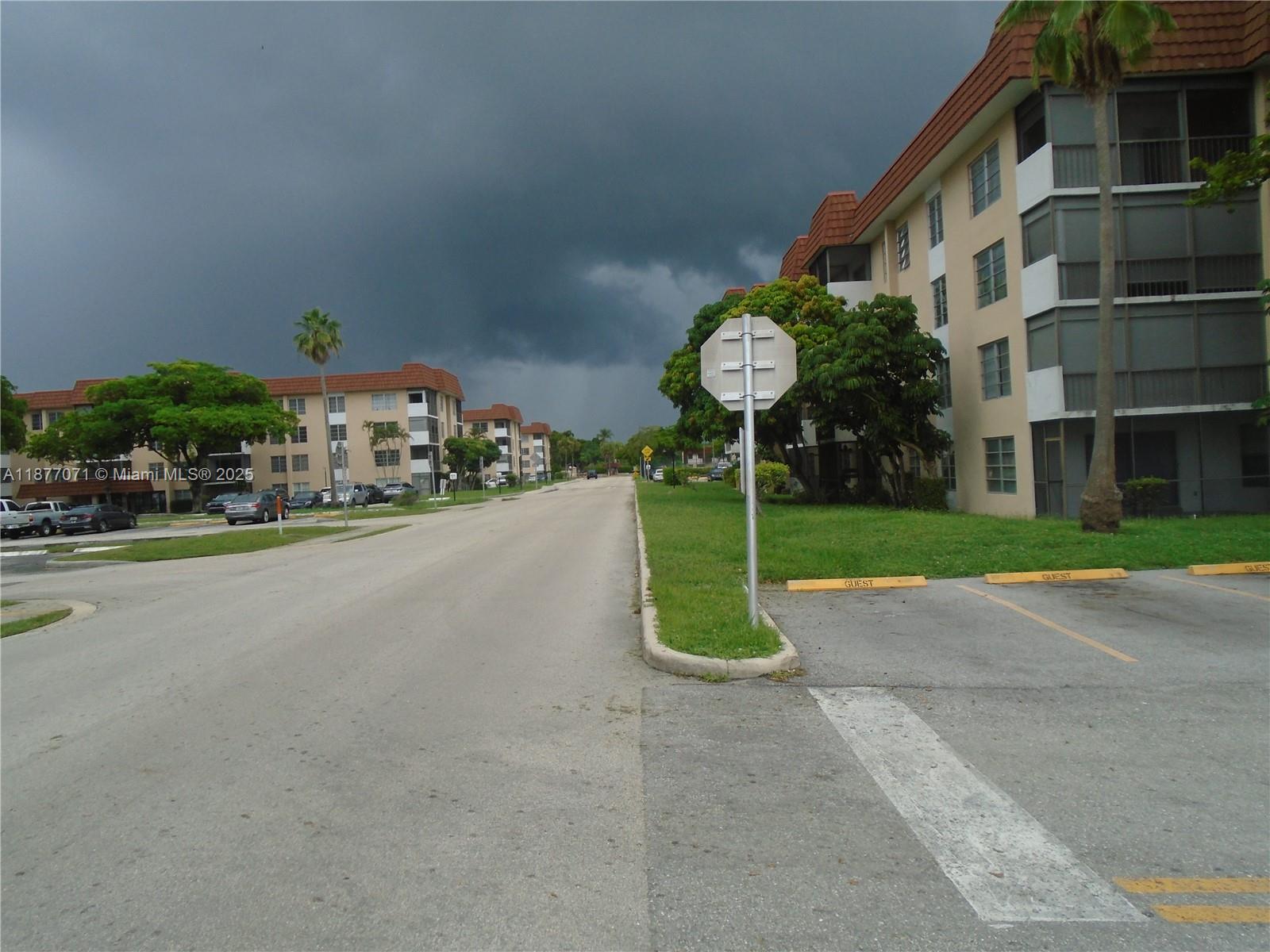 Homes for sale in Lauderhill, FL | 4174 Inverrary Dr #303, Lauderhill, FL 33319 | MLS# A11877071