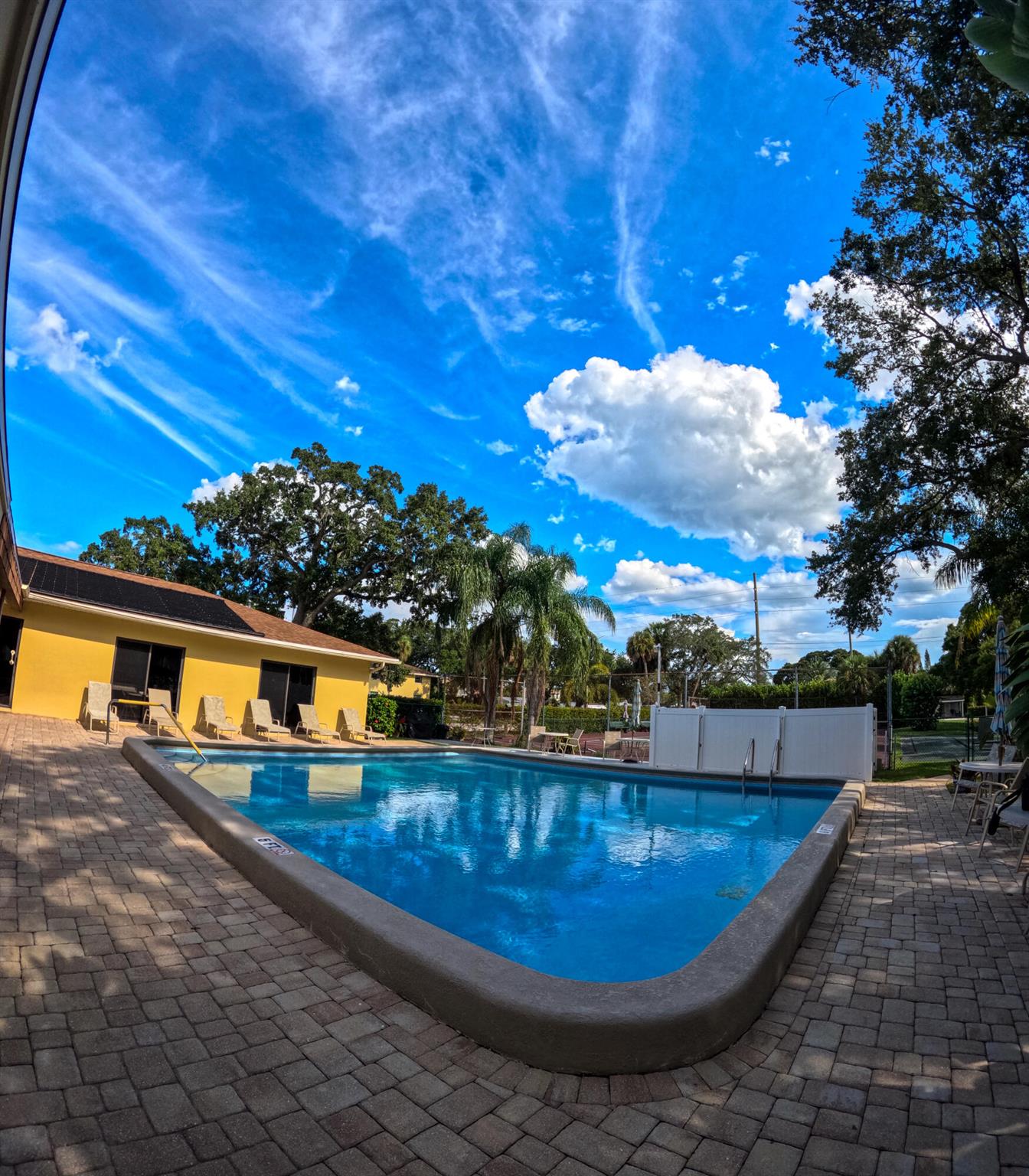 Homes for sale in Vero Beach, FL | 400 18Th Street #D-1, Vero Beach, FL 32960 | MLS# R11123134