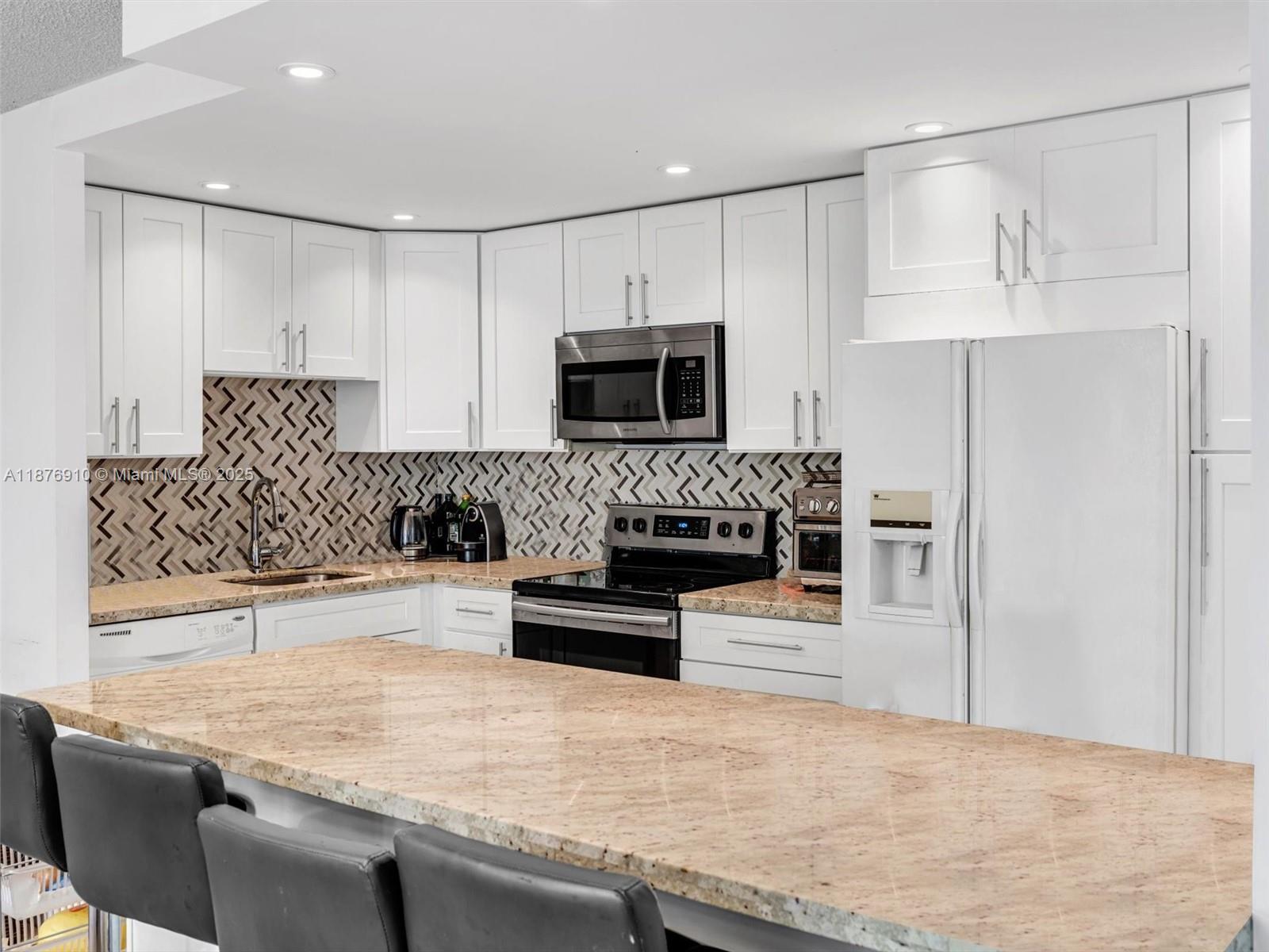 Villa Dorada Condo No 2