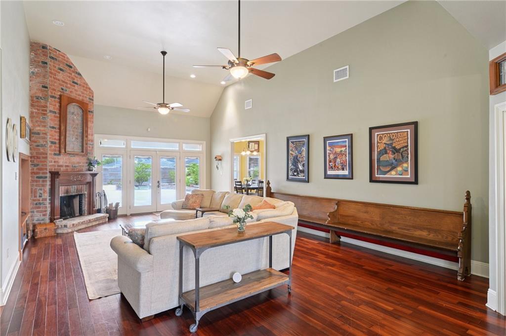 Homes for sale in Meraux, LA | 2317 Aramis Dr, Meraux, LA 70075 | MLS# 2519662