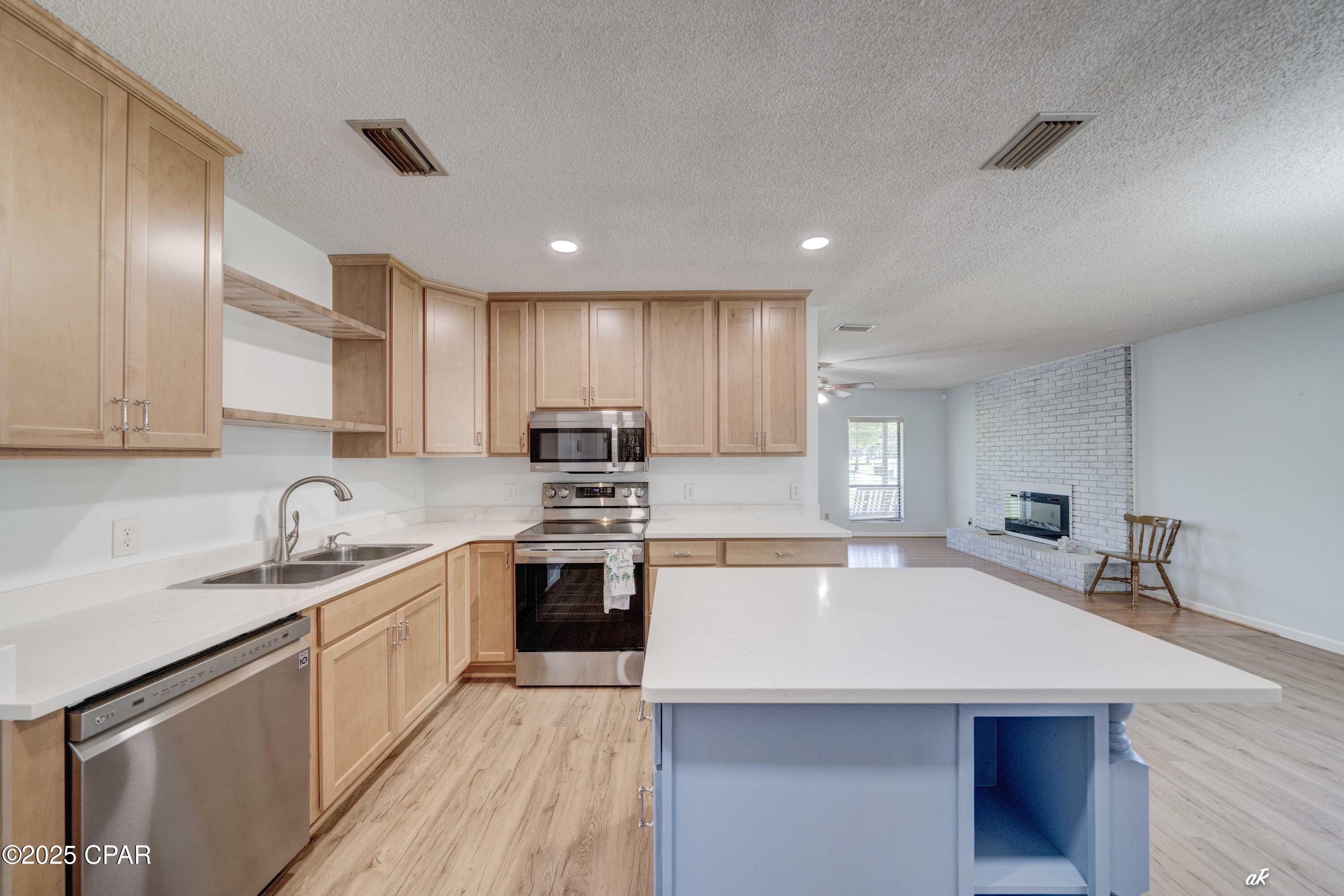 Image 24 For 12835 Farm Road