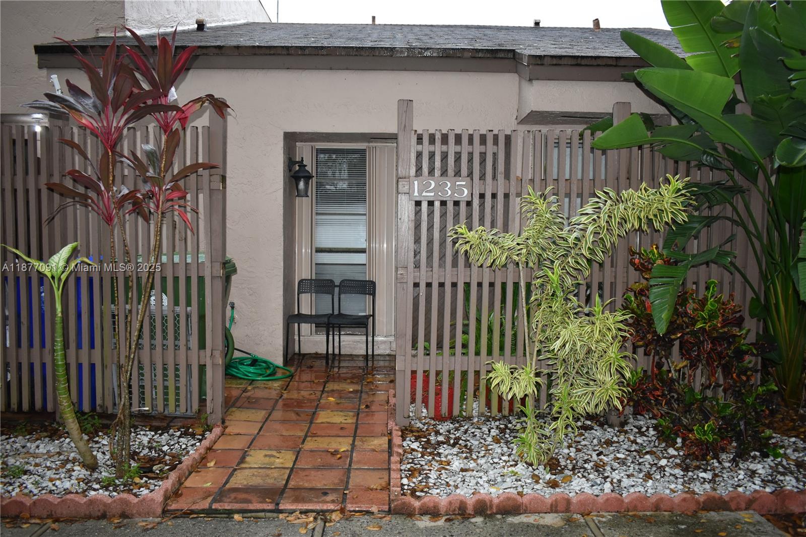 Pembroke Lakes Section Se