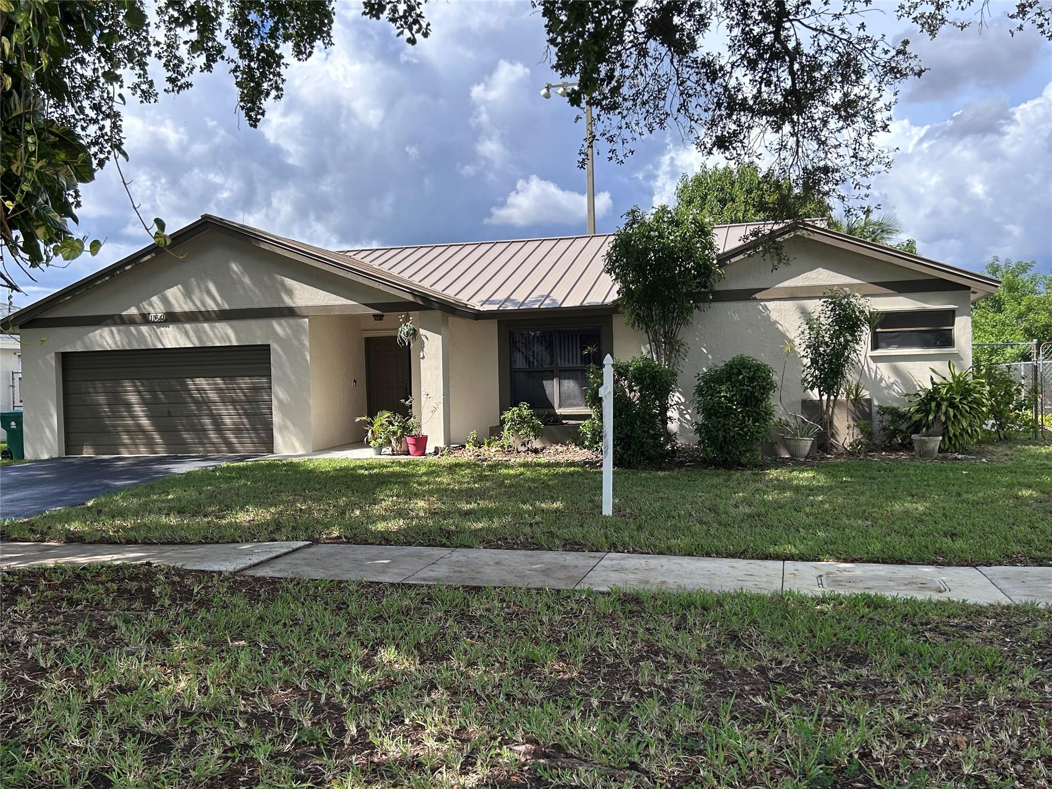 Homes for sale in Cooper City, FL | 11641 Sw 50th St, Cooper City, FL 33330 | MLS# F10526188