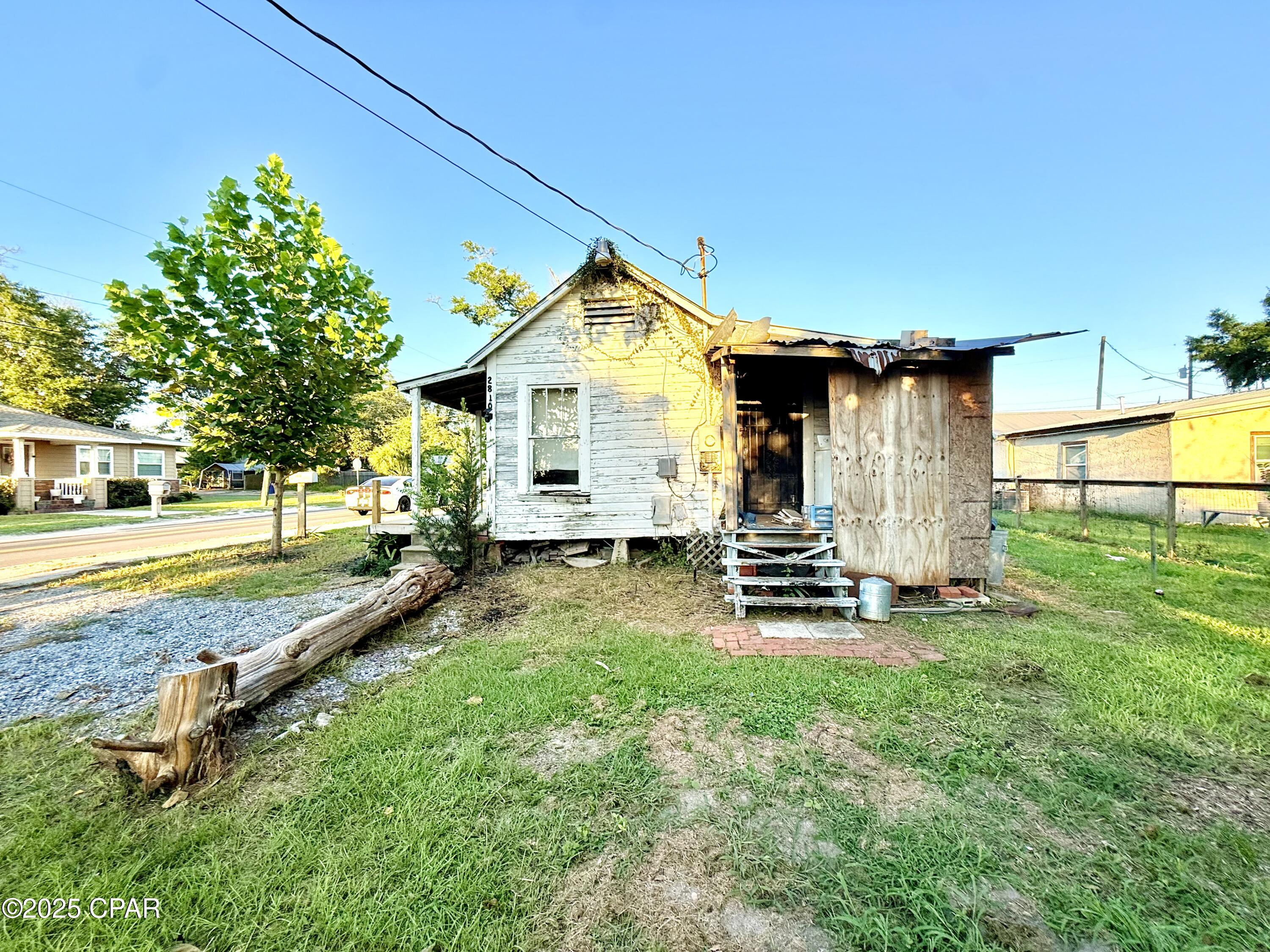 Image 11 For 2810 2 Nd Court