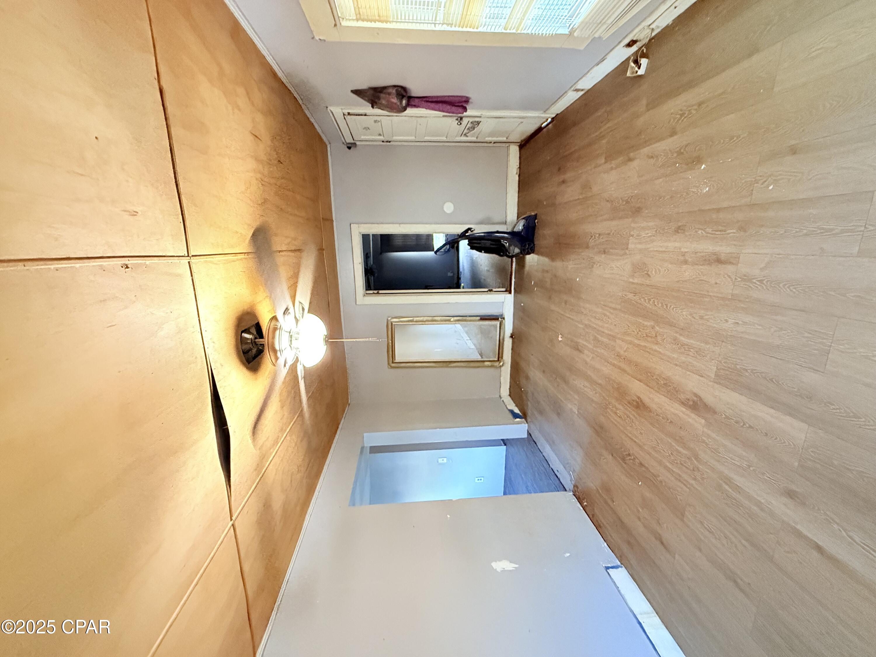 Image 6 For 2810 2 Nd Court