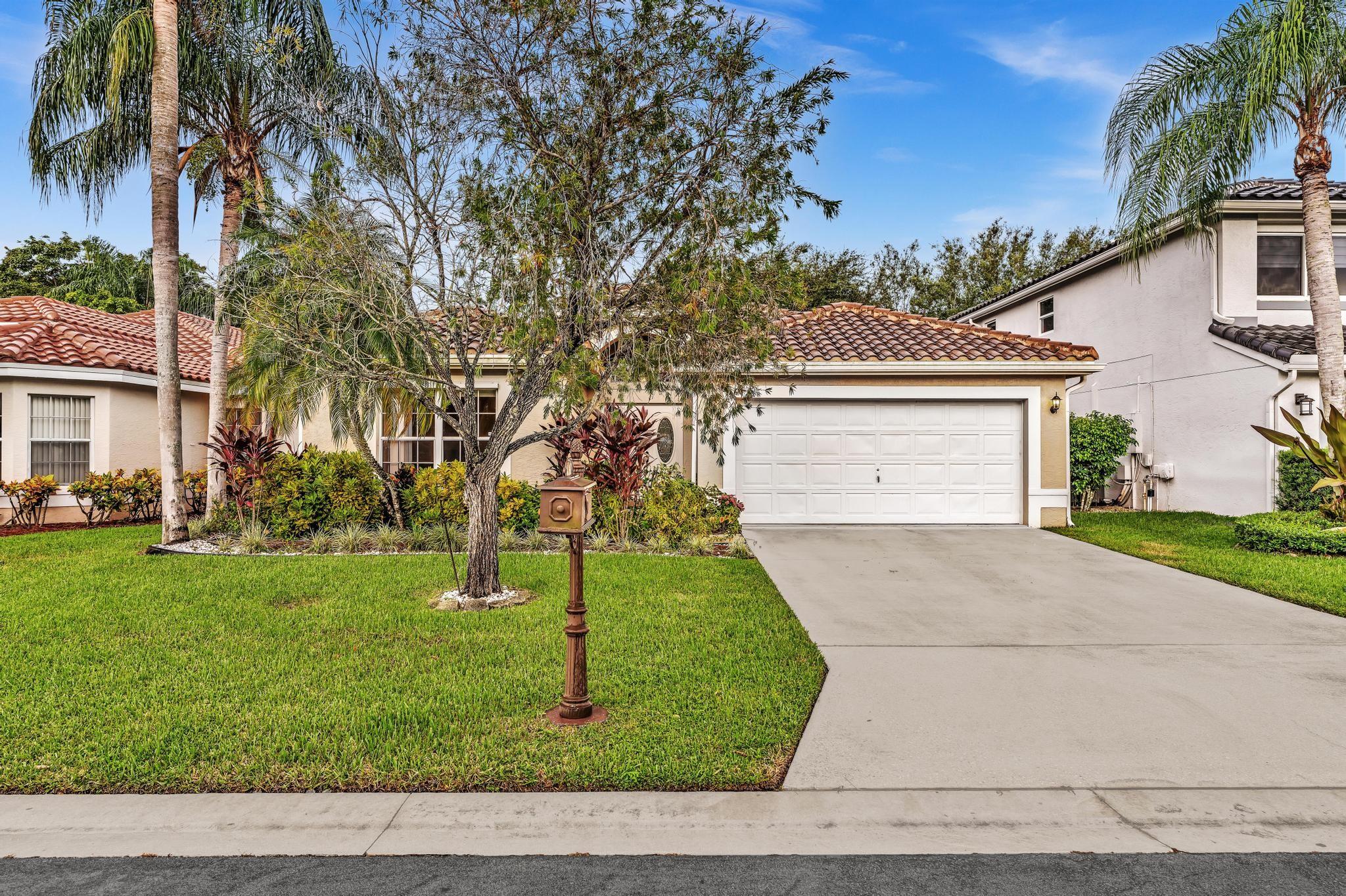 Homes for sale in Boca Raton, FL | 10946 Crescendo Cir, Boca Raton, FL 33498 | MLS# F10525407