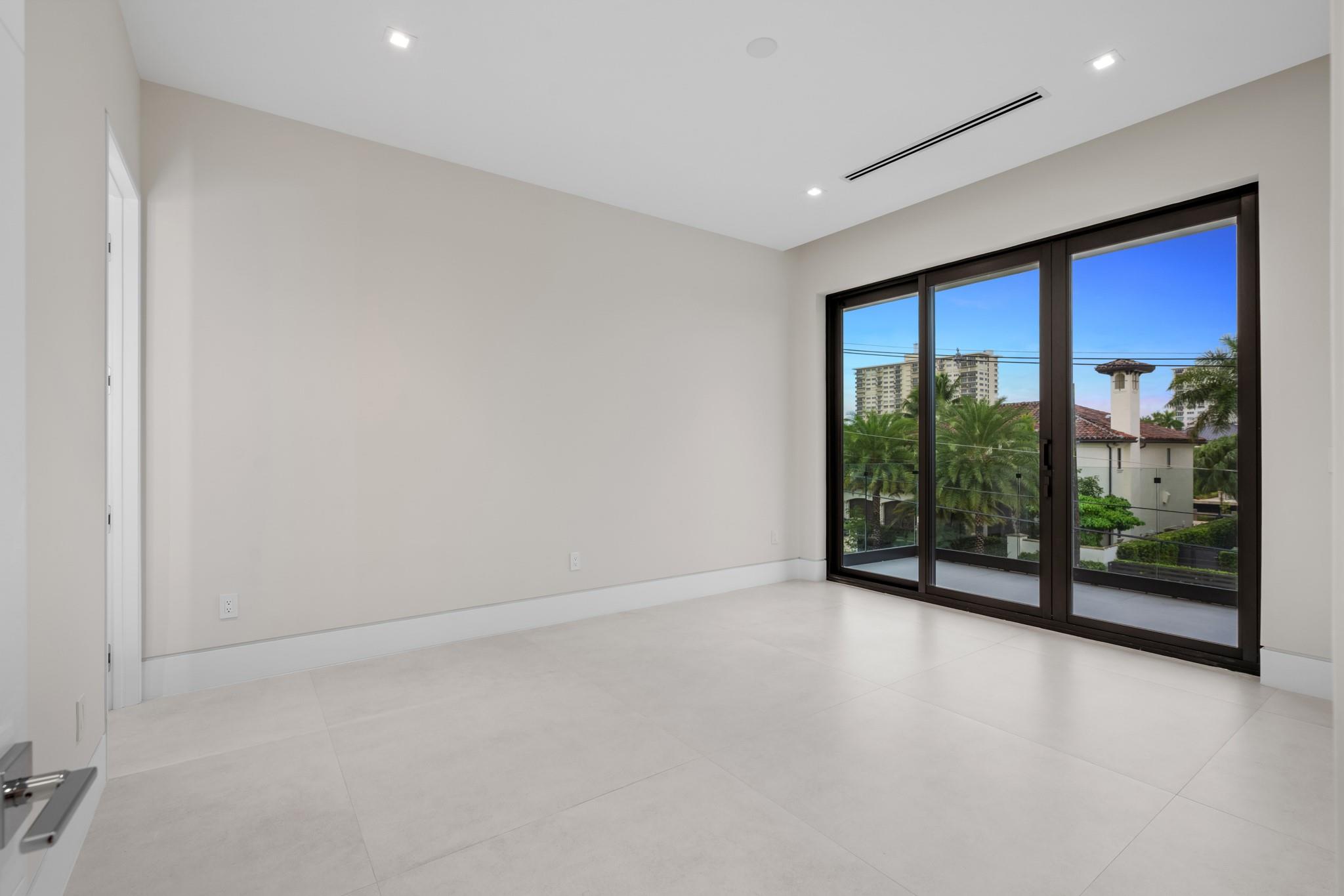 Photo 37 of home located at 2405 Castilla Isle, Fort Lauderdale FL