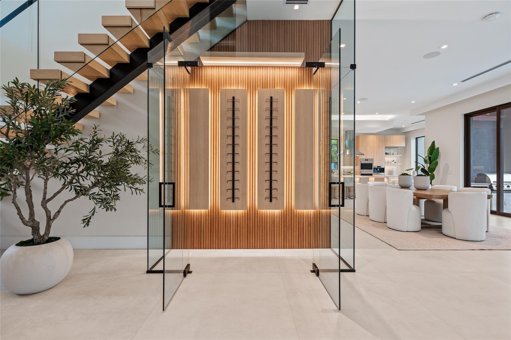 Photo 4 of home located at 2405 Castilla Isle, Fort Lauderdale FL