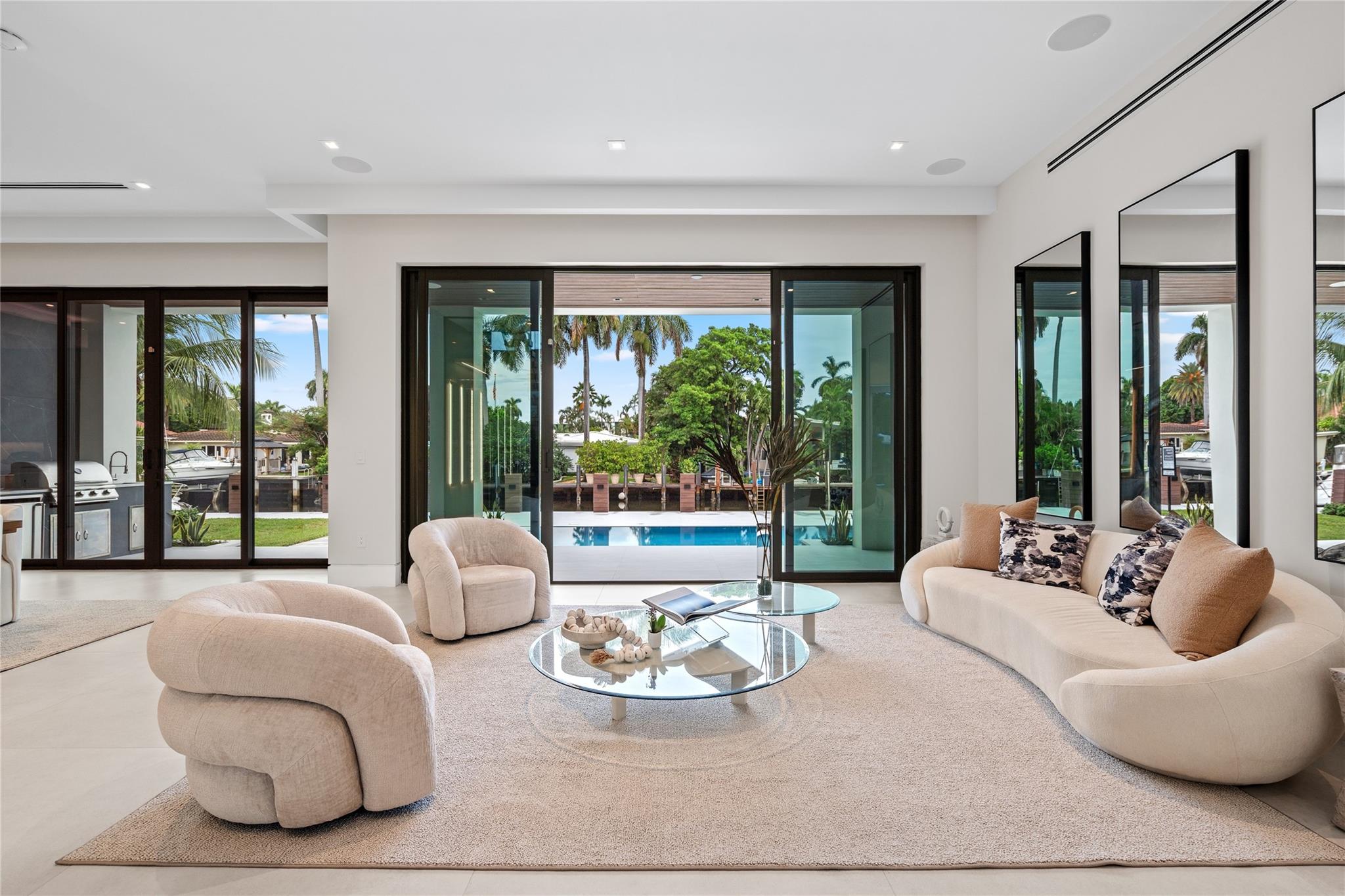 Photo 6 of home located at 2405 Castilla Isle, Fort Lauderdale FL