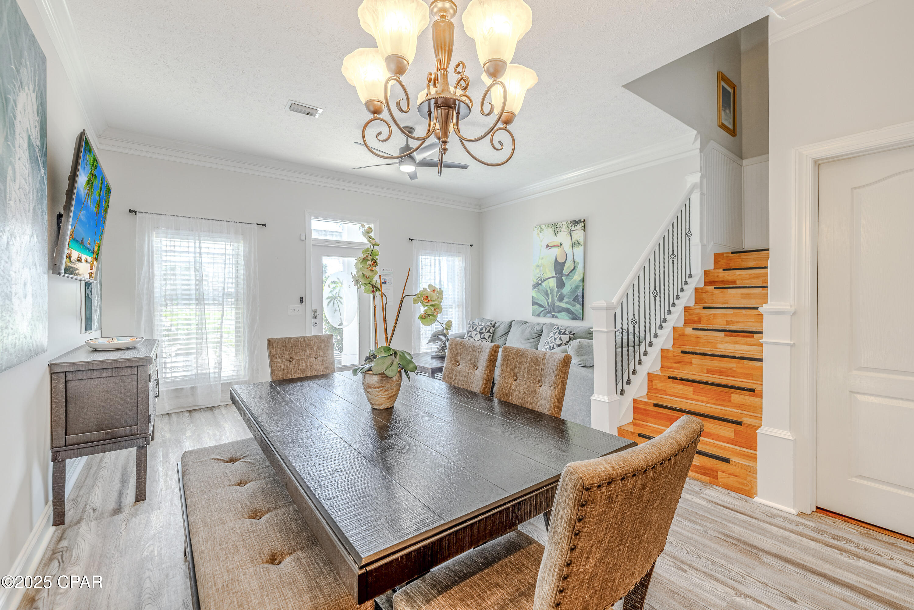 Listing photo id 11 for 5312 Thomas Drive