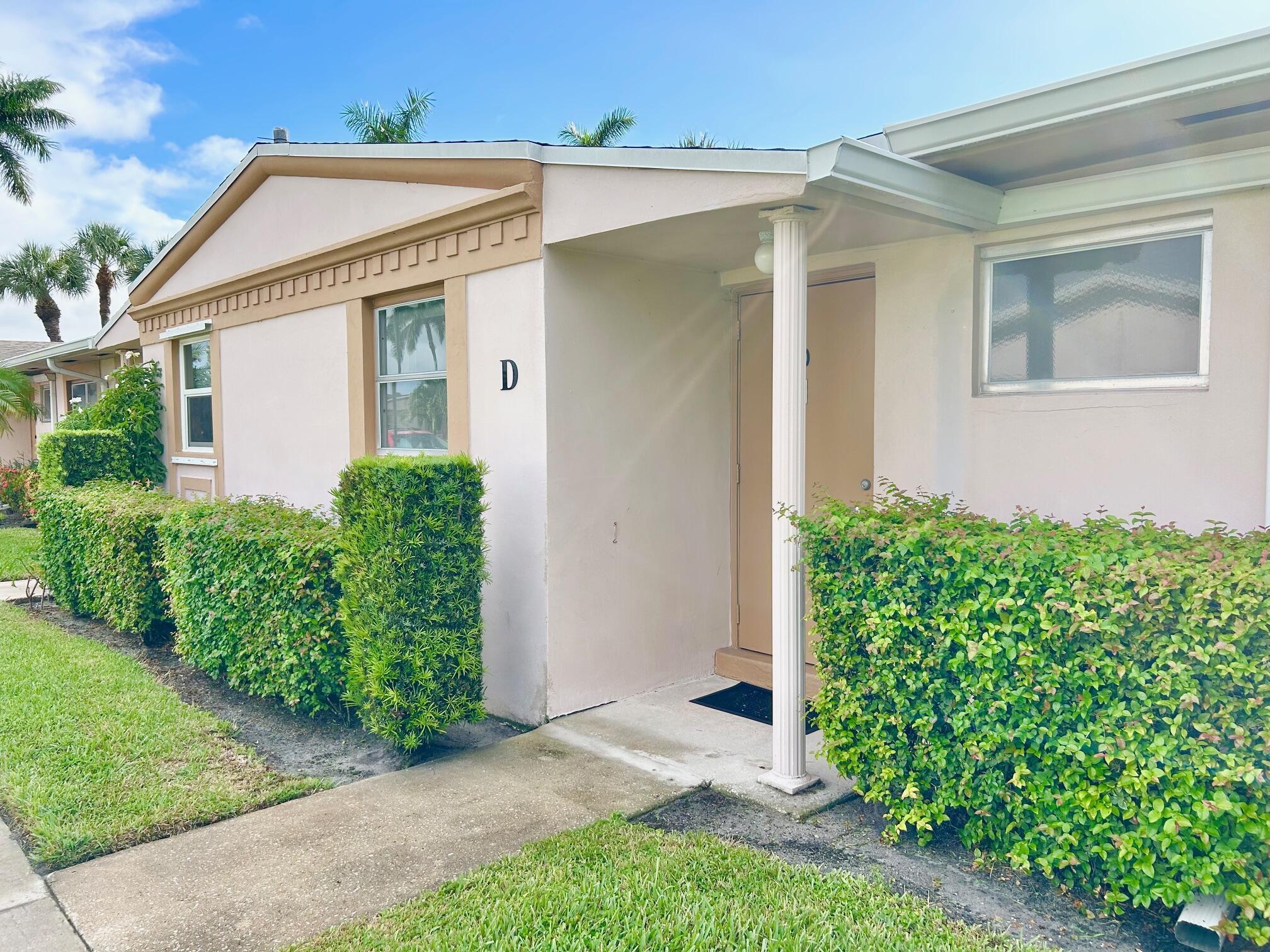 Homes for sale in West Palm Beach, FL | 2556 Dudley Dr E #D, West Palm Beach, FL 33415 | MLS# R11123244