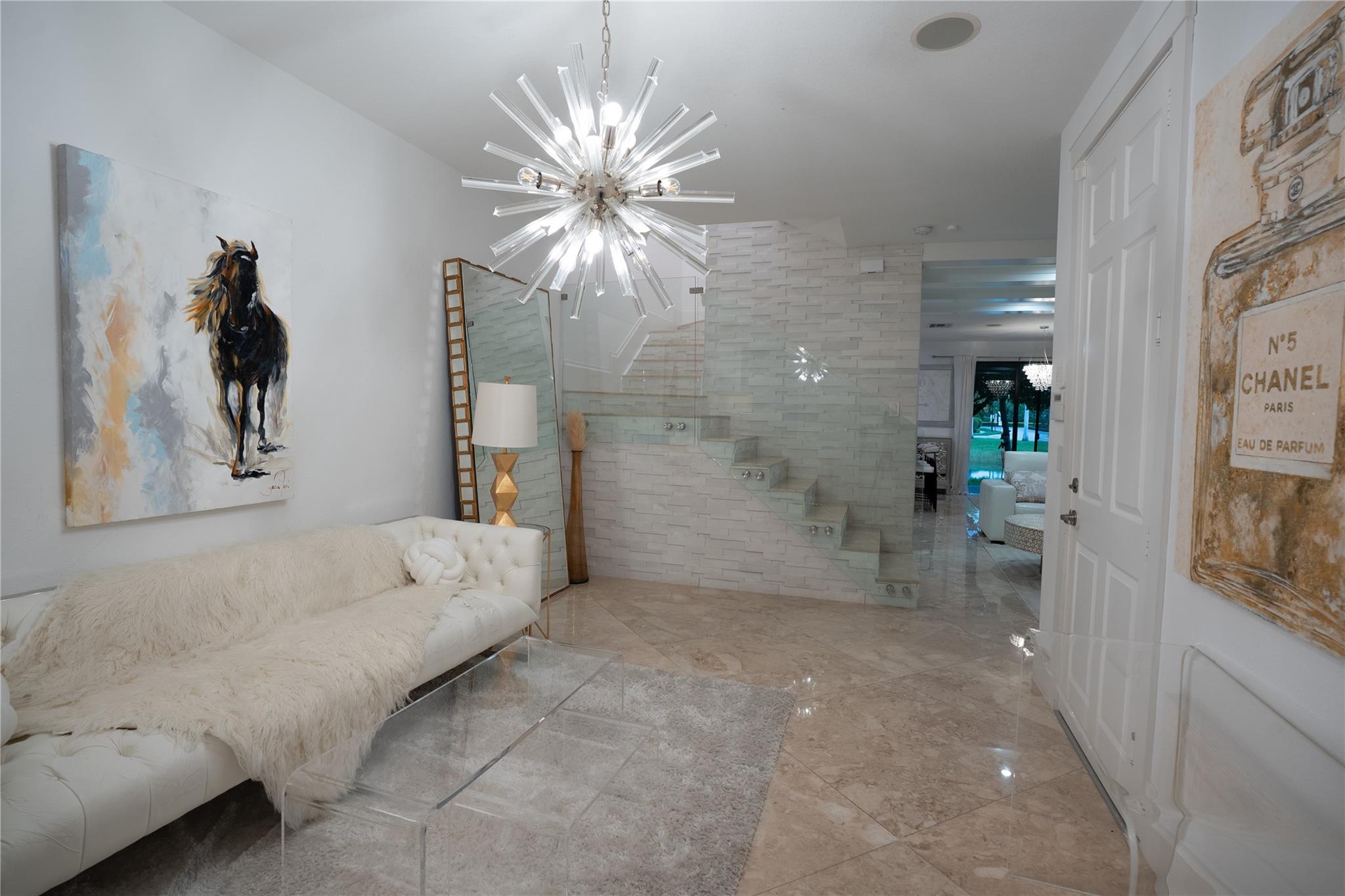 Simonton Court 176-49 B