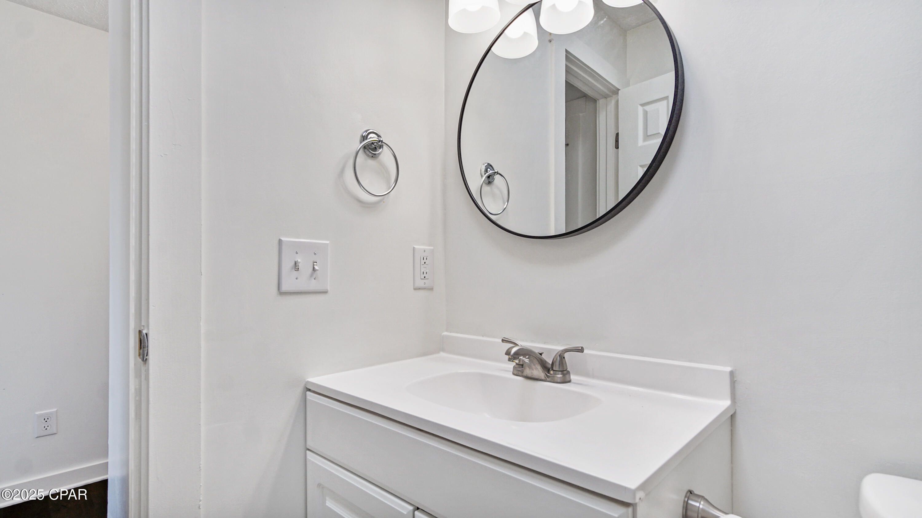 Image 13 For 2423 Minnesota Avenue