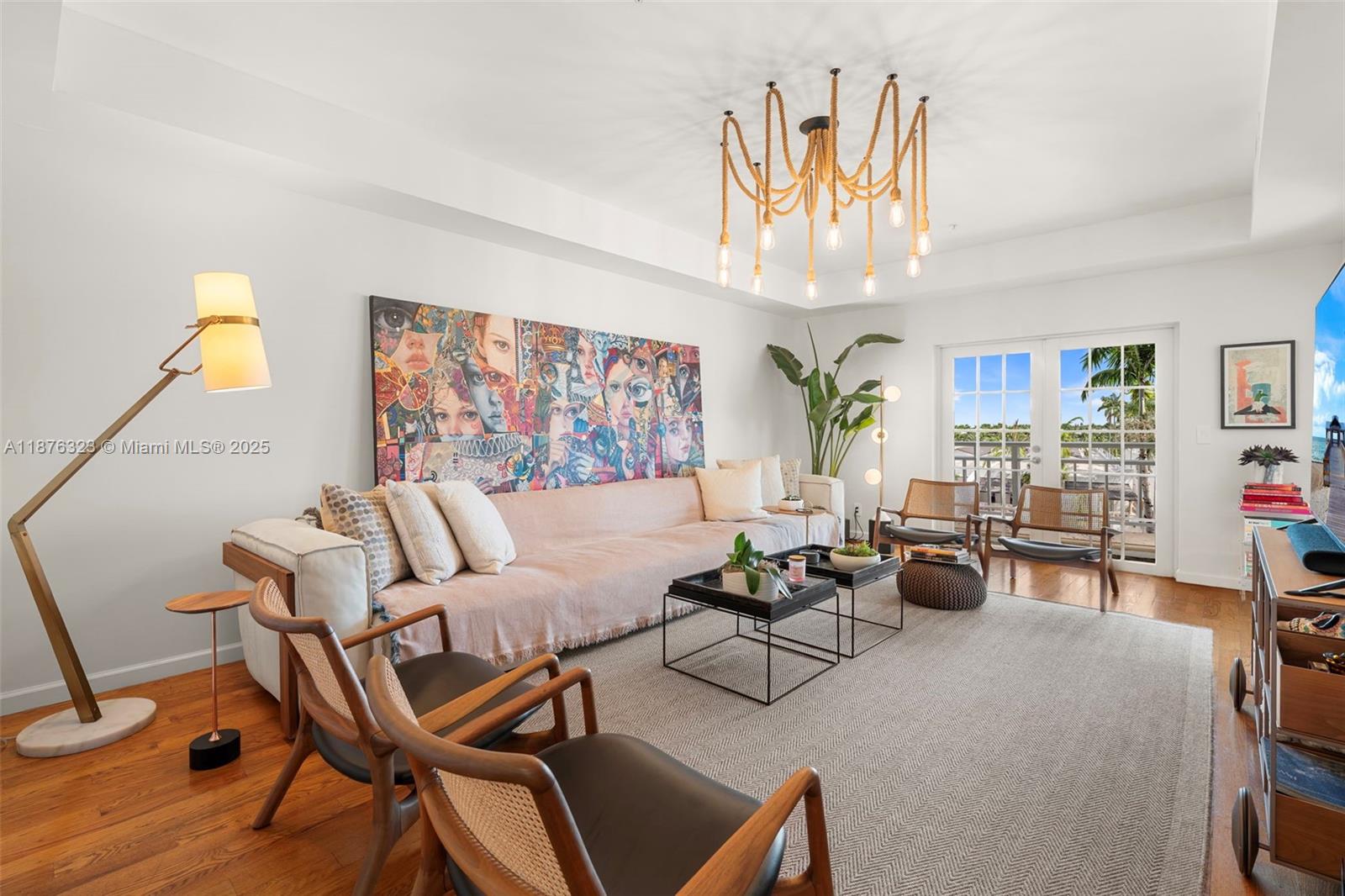 The Ths At Sunset Harbour