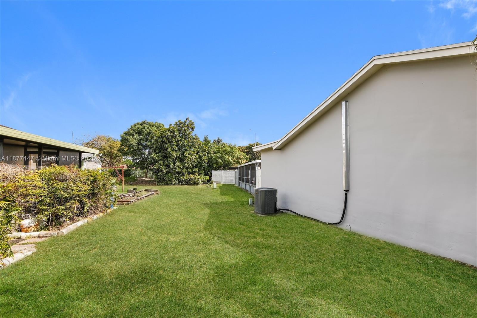 Homes for sale in Miami, FL | 13741 Sw 46th Ter, Miami, FL 33175 | MLS# A11877447