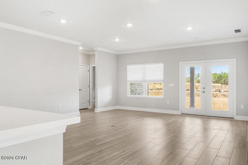 Image 15 For 208 Lake Merial Blvd