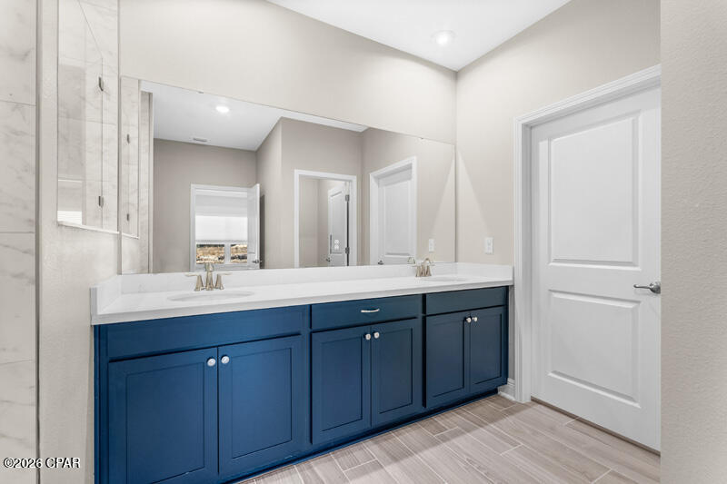 Image 40 For 208 Lake Merial Blvd