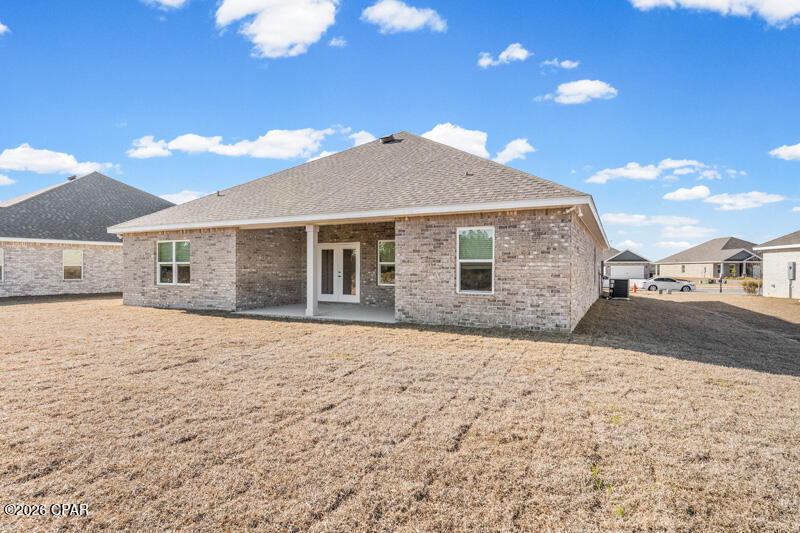 Image 49 For 208 Lake Merial Blvd