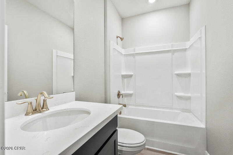 Image 9 For 208 Lake Merial Blvd