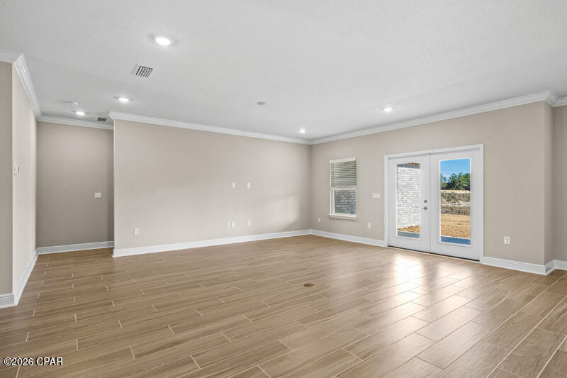 Image 12 For 206 Lake Merial Blvd