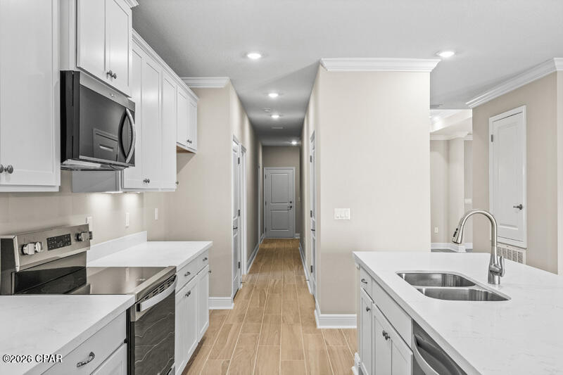 Image 17 For 206 Lake Merial Blvd