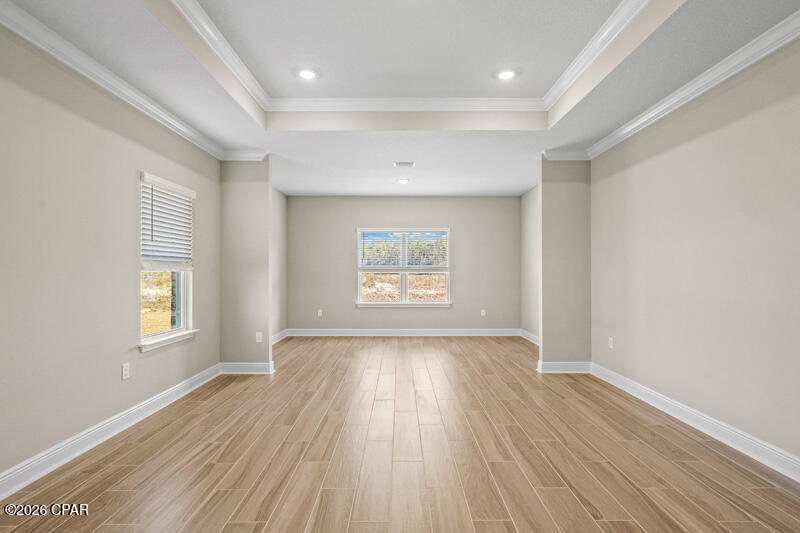 Image 20 For 206 Lake Merial Blvd