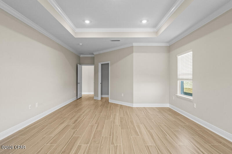 Image 21 For 206 Lake Merial Blvd