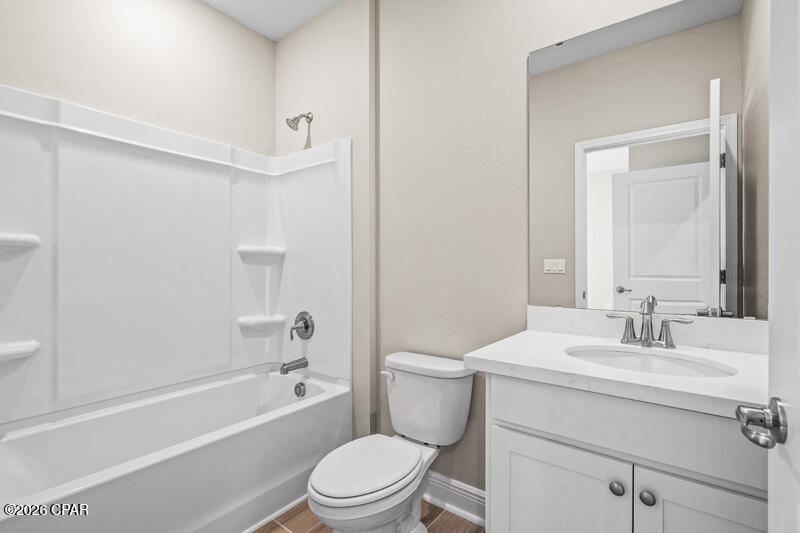 Image 33 For 206 Lake Merial Blvd