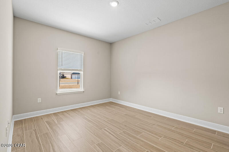 Image 35 For 206 Lake Merial Blvd