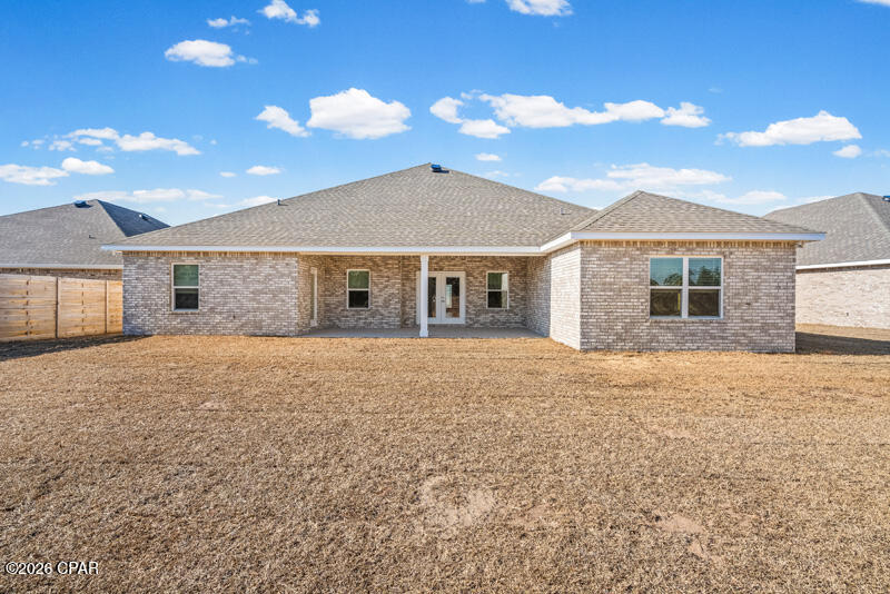 Listing photo id 40 for 206 Lake Merial Blvd