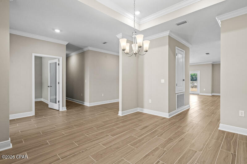 Image 6 For 206 Lake Merial Blvd