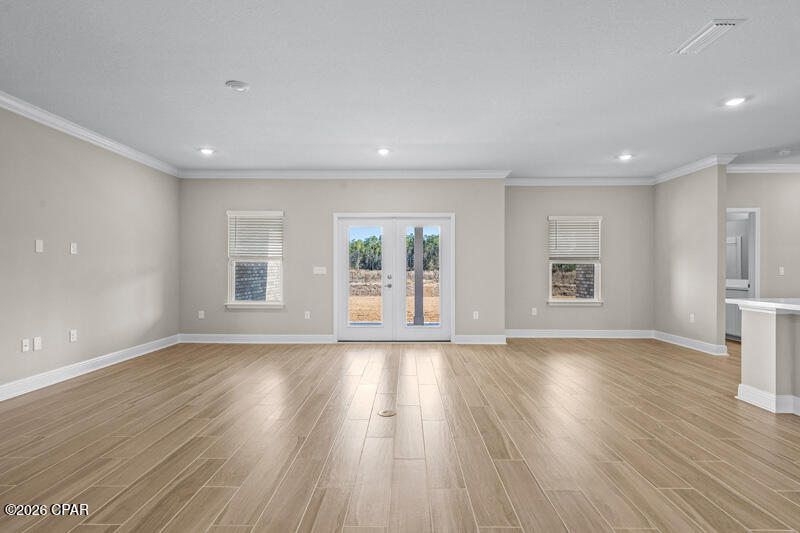 Image 7 For 206 Lake Merial Blvd