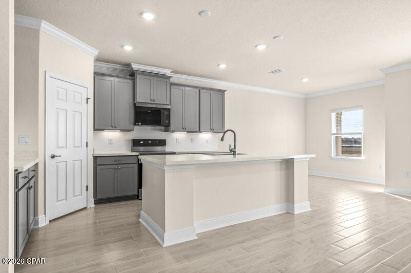 Image 14 For 213 Lake Merial Blvd