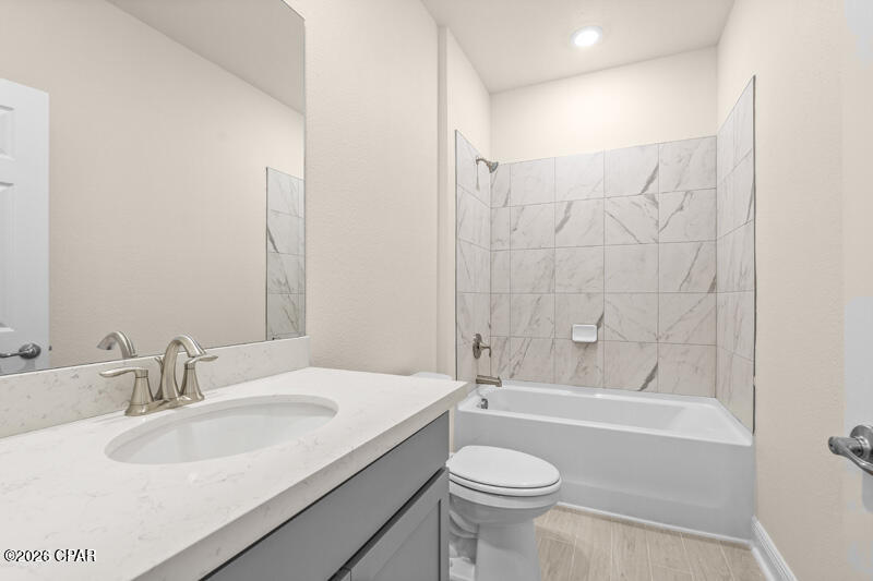 Image 30 For 213 Lake Merial Blvd