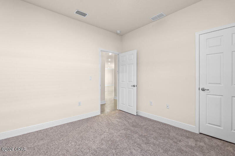 Image 33 For 213 Lake Merial Blvd