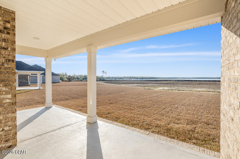 Image 38 For 213 Lake Merial Blvd