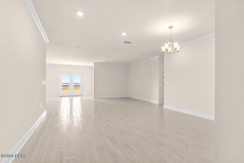 Listing photo id 7 for 213 Lake Merial Blvd