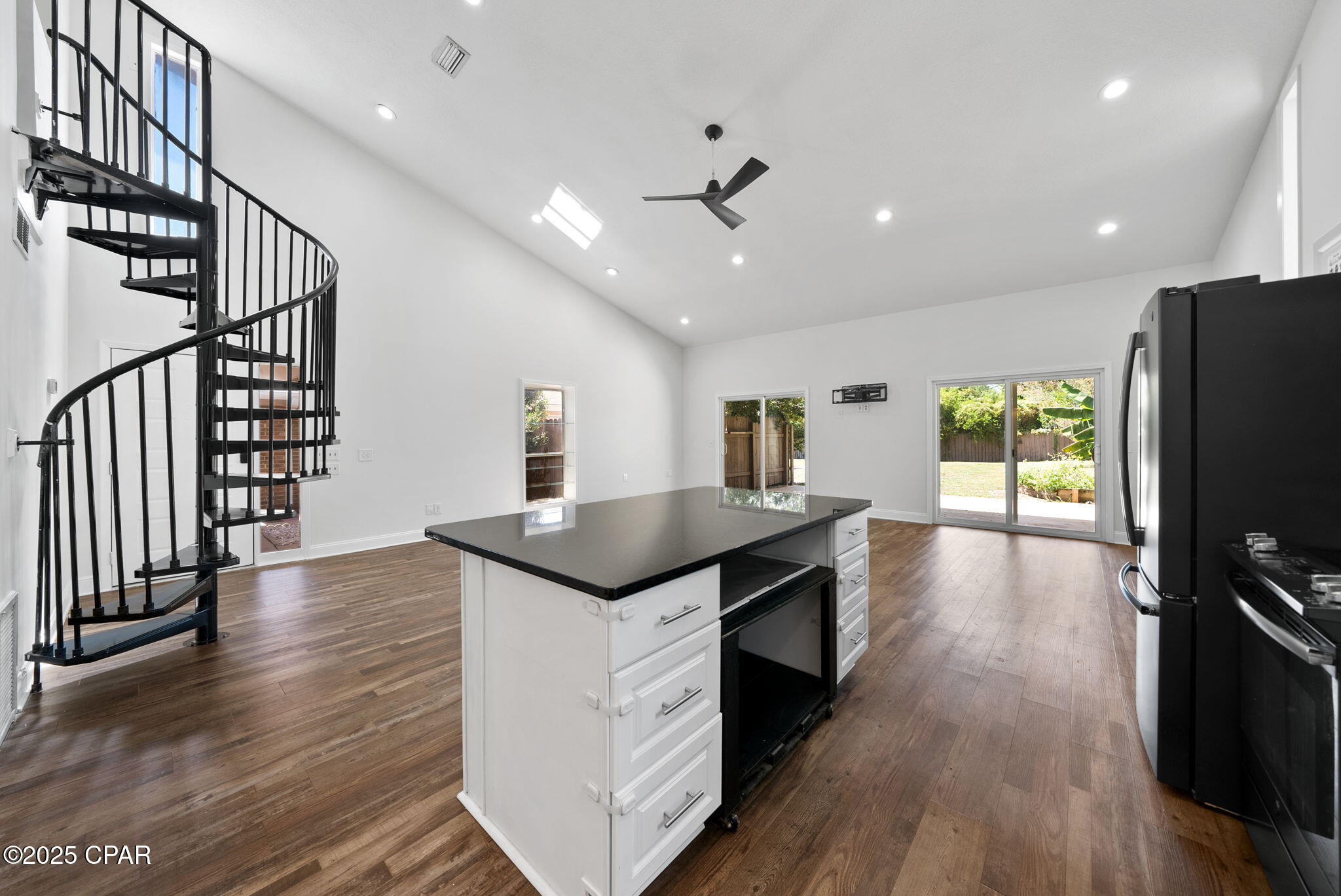 Image 10 For 1016 12th Street