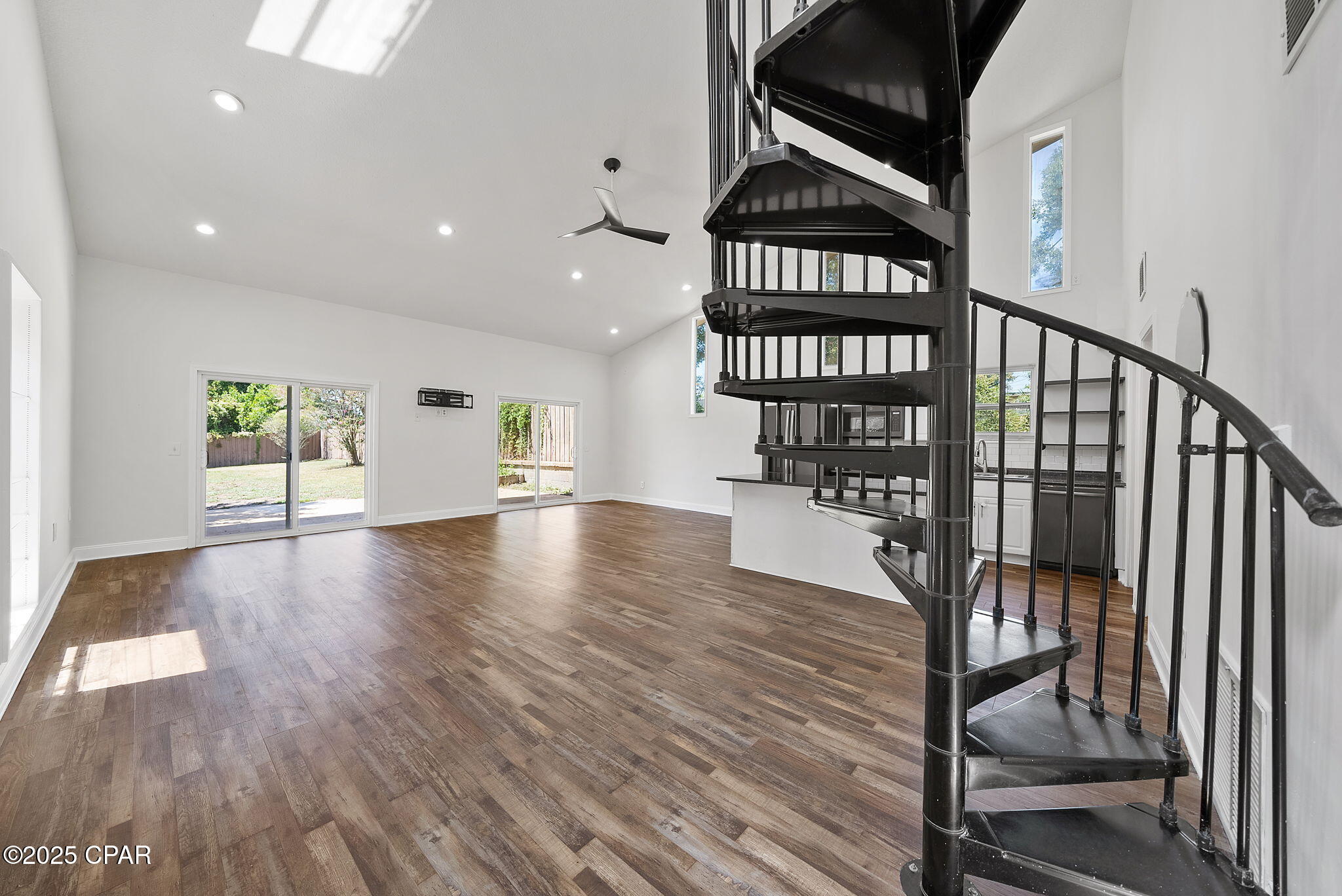 Image 13 For 1016 12th Street